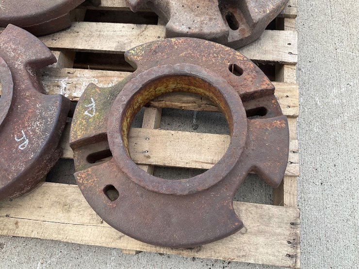 #5564-•-4-john-deere-rear-wheel-tractor-weights-image-9