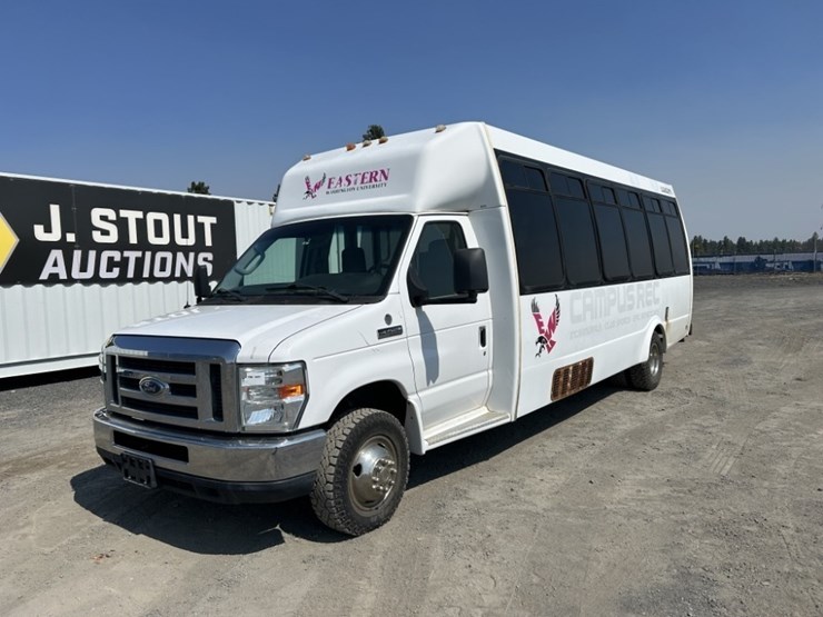 2012-ford-e450-sd-image-1