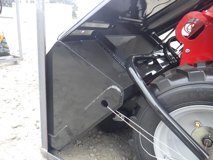 2026-agt-sda-140w-skid-steer-loader-image-5