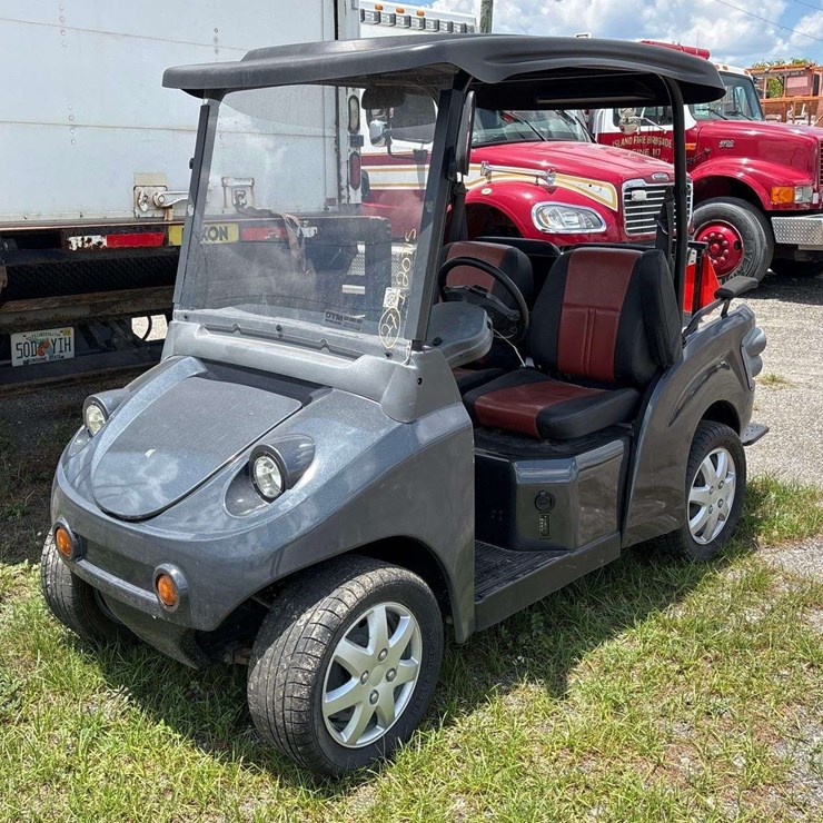 Columbia ParCar Electric Cart