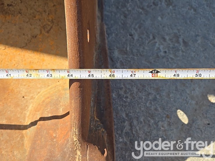 2019-caterpillar-336-image-23