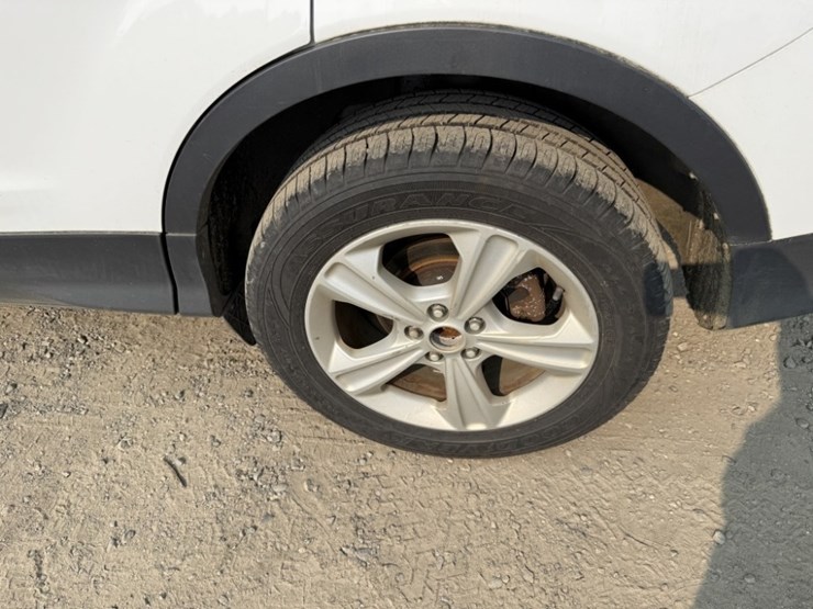 2016-ford-escape-image-11