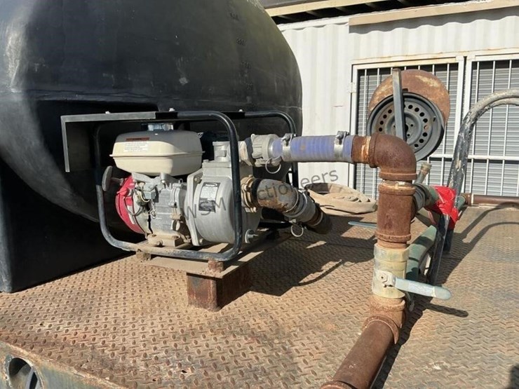 2004-chevrolet-c4500-kodiak-water-truck-image-9