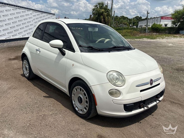 2012-fiat-500-image-2