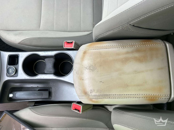 2014-ford-escape-image-17