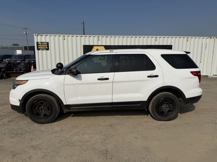 2015-ford-explorer-image-7