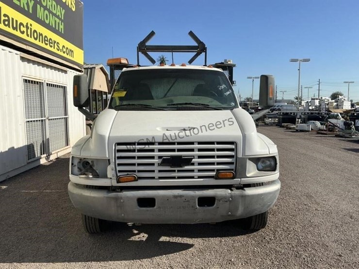 2004-chevrolet-c4500-kodiak-water-truck-image-3