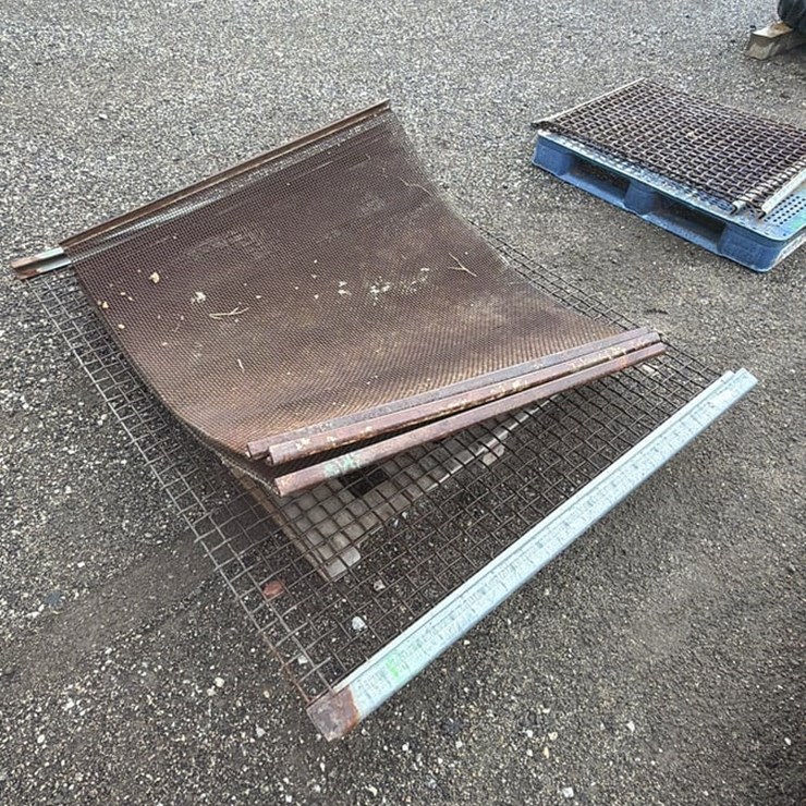 McCLOSKEY R105