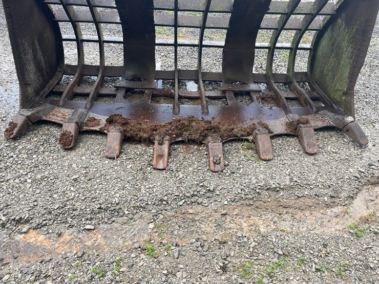 #4515-•-loader-rock-bucket-image-8