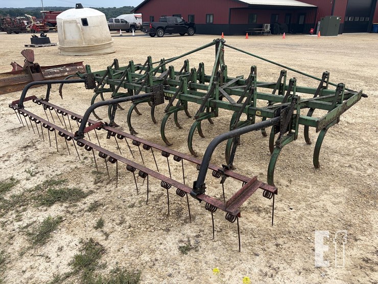 john-deere-c11-image-3