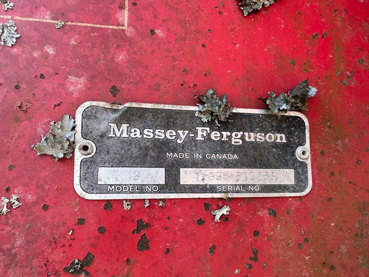 #4074-•-massey-ferguson-hay-baler-image-19