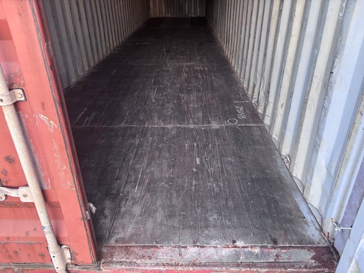 #1240-•-40ft-shipping-container-image-5
