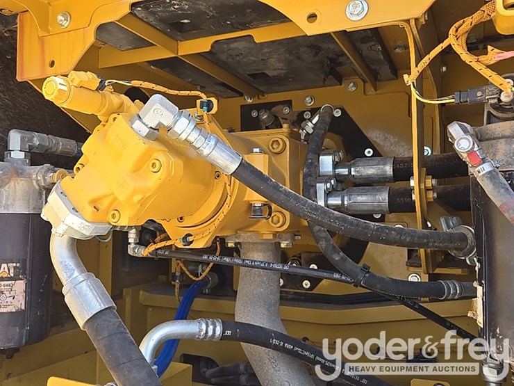 caterpillar-336-image-43