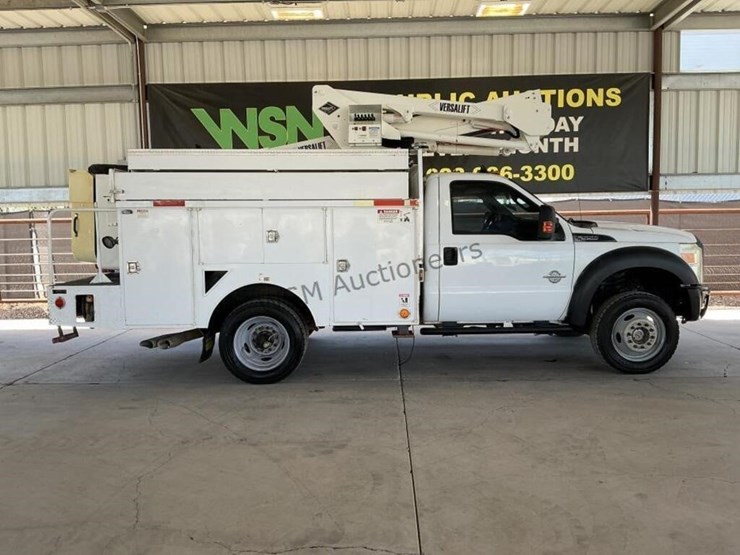 2015-ford-f550-image-1