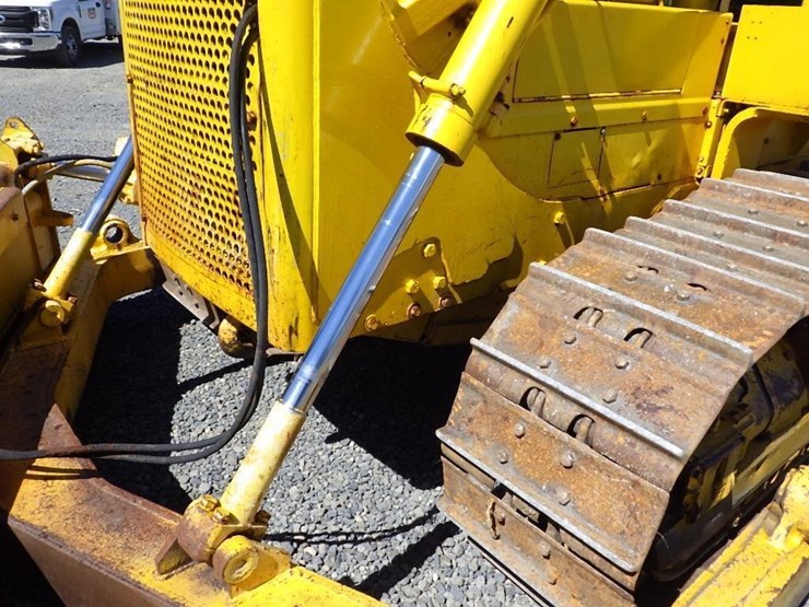caterpillar-d6-image-10