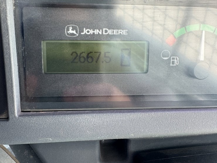 2021-deere-333g-image-8