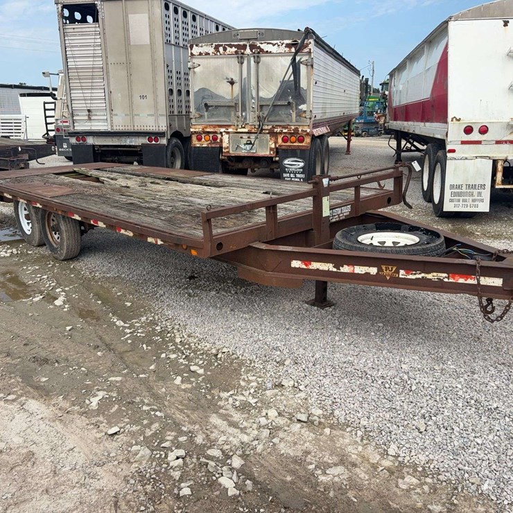 2002 PJ FLATBED