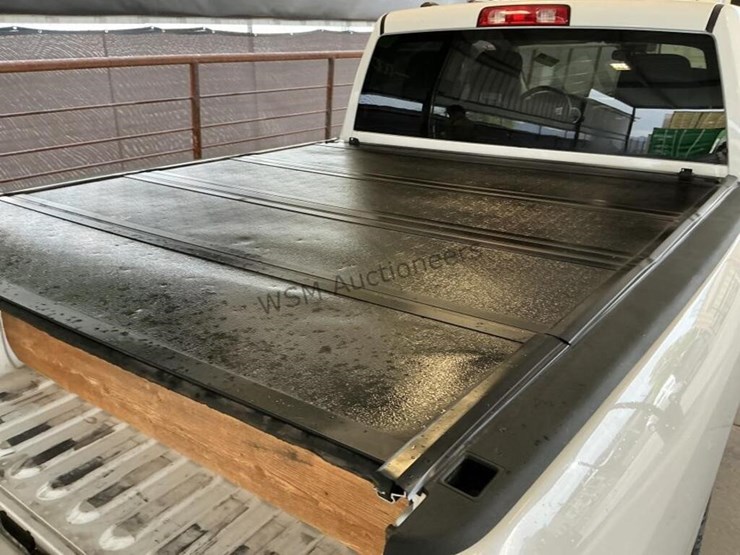 2016-dodge-1500-image-9