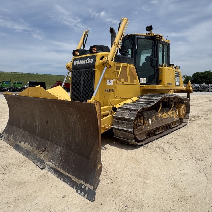 KOMATSU D65EX-18