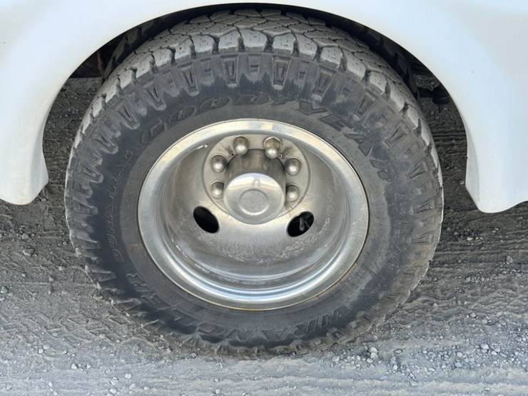 2012-ford-e450-sd-image-33