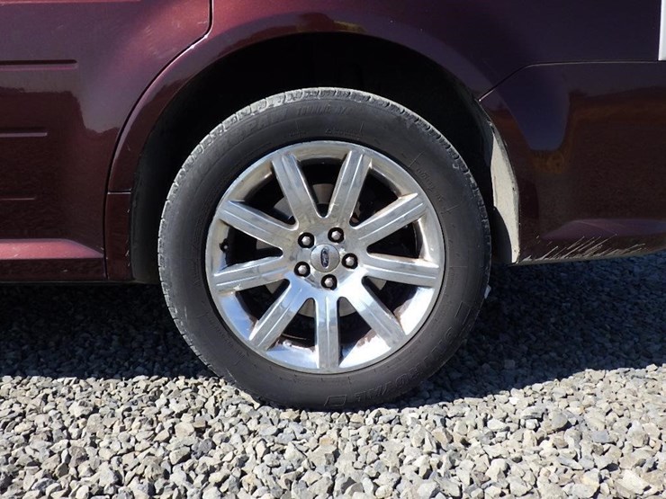 2009-ford-flex-image-9