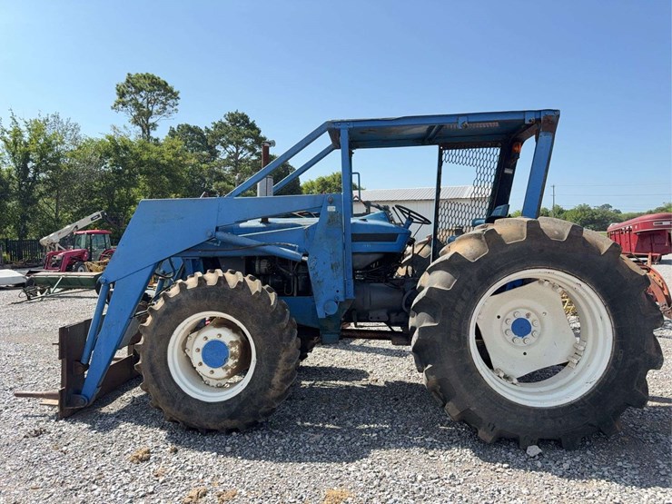 new-holland-7610-image-1