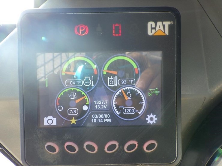 2014-caterpillar-226d3-image-28