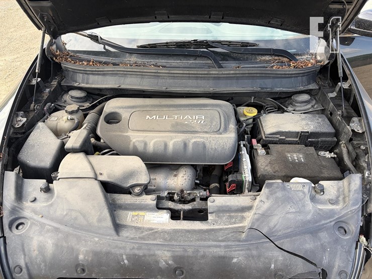 2015-jeep-cherokee-limited-image-9