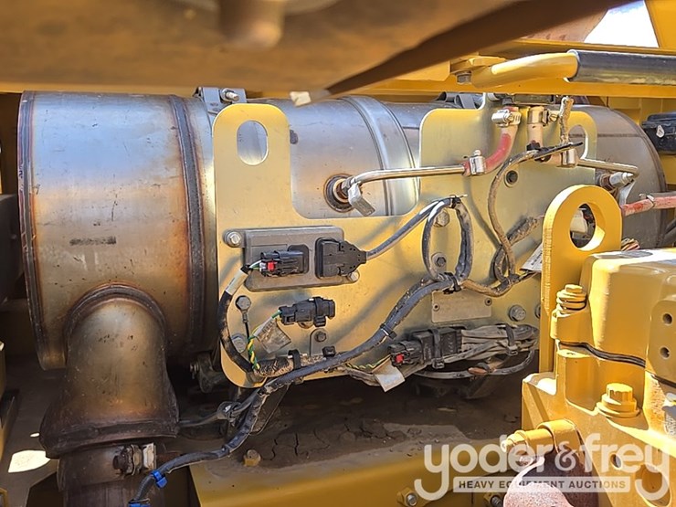 caterpillar-336-image-57