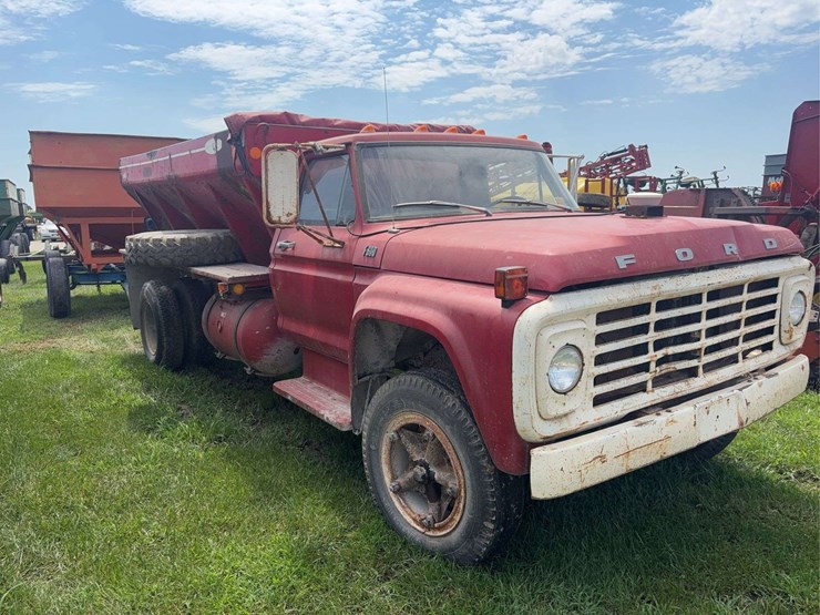 1974-ford-f600-image-3