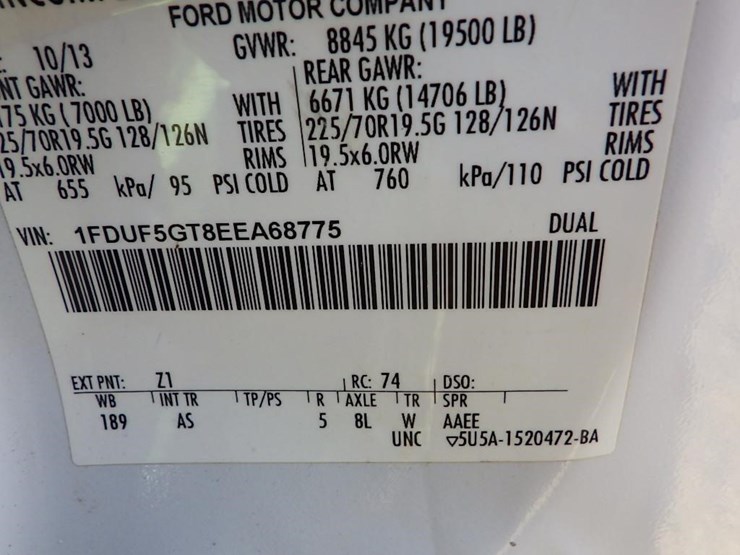 2014-ford-f550-image-42