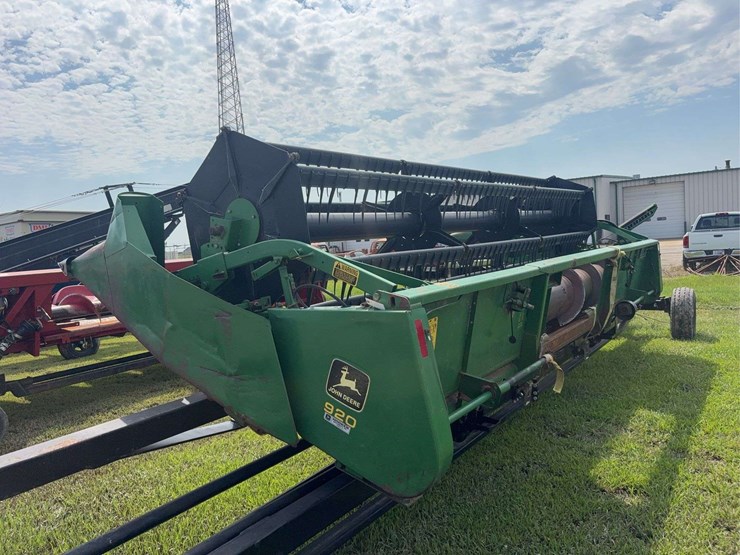 john-deere-920-image-2