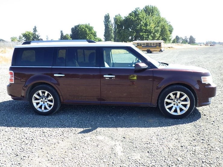 2009-ford-flex-image-4