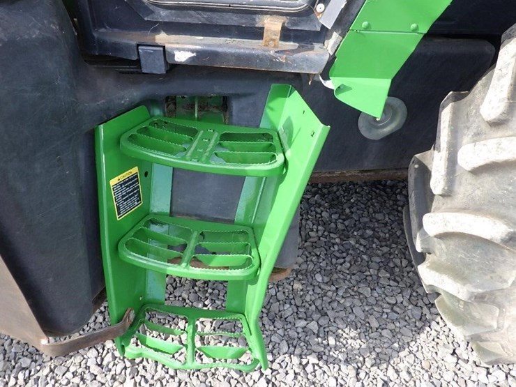 john-deere-6115m-image-12
