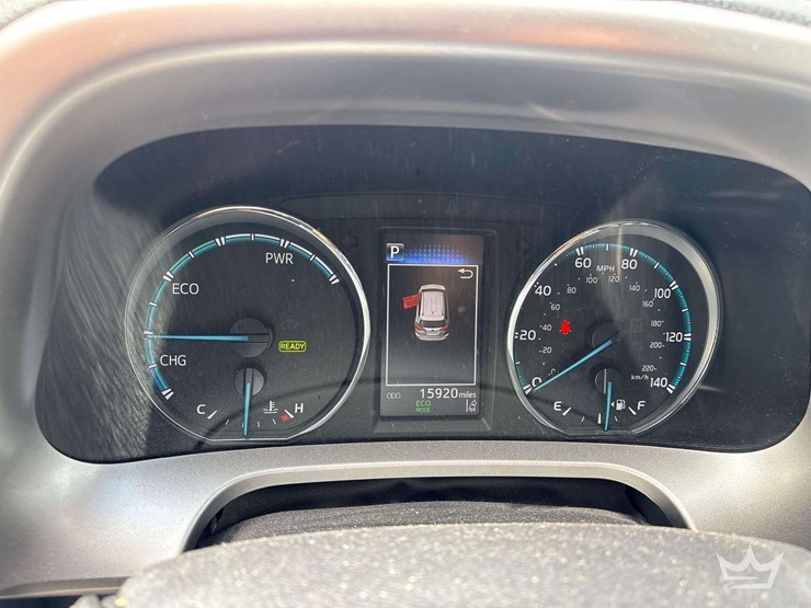 2018-toyota-rav4-image-14