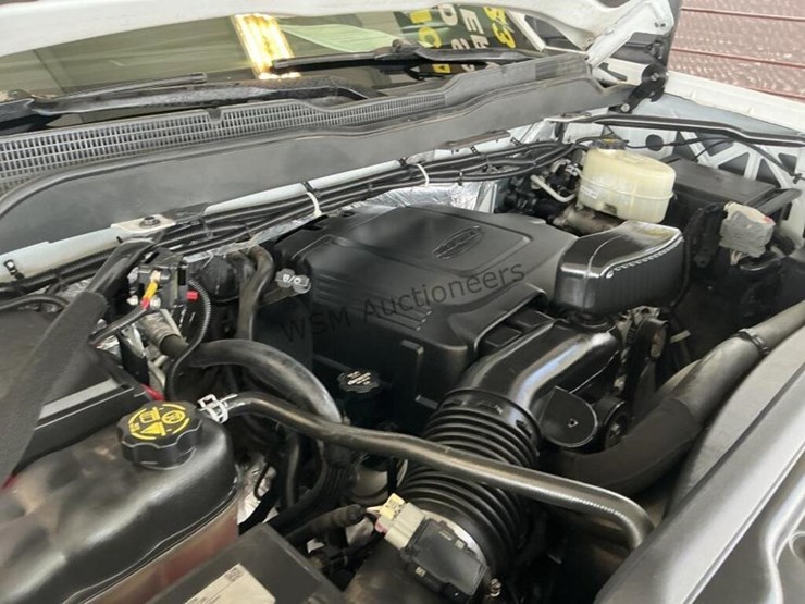 2015-chevrolet-2500hd-image-12