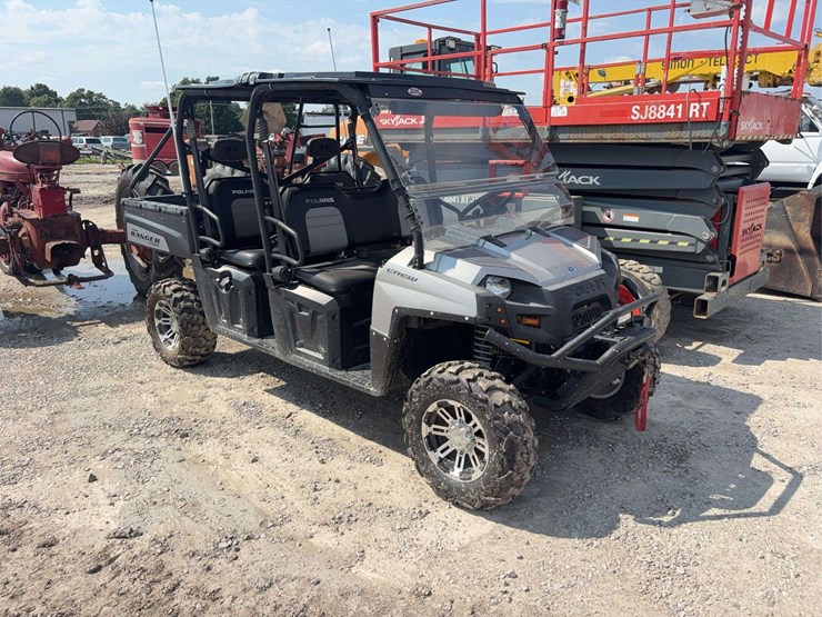 2011-polaris-ranger-800-crew-image-1