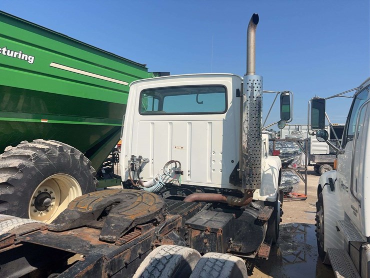 1994-ford-l8000-image-6
