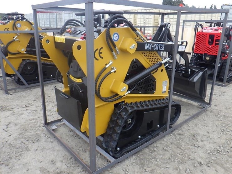 2026-agt-mx-crt23-skid-steer-tracked-loader-image-3
