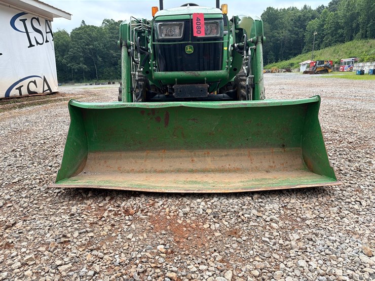 john-deere-3032e-image-10
