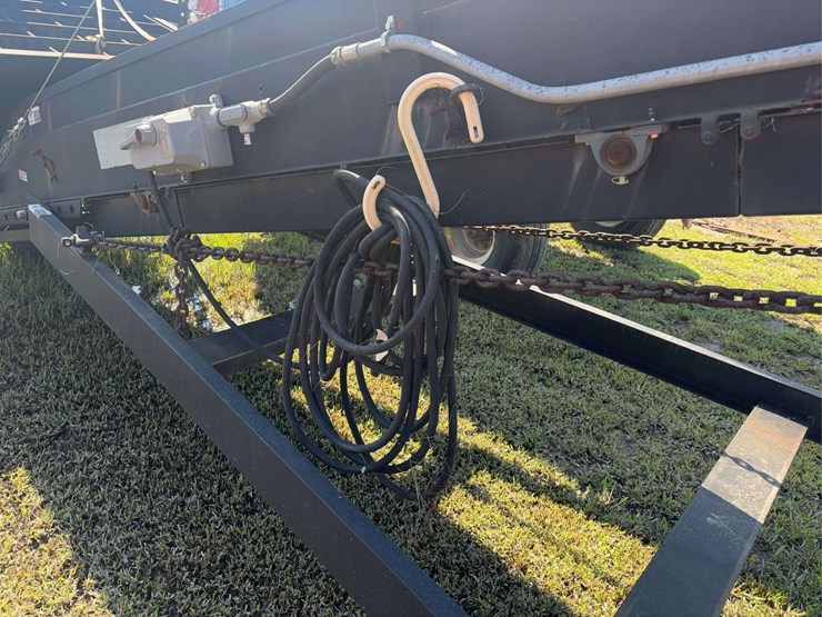 2015-layco-35ft-commodity-conveyor,-28''-belt,-electric-15hp-motor,-low-use,-cleated-belt-image-14