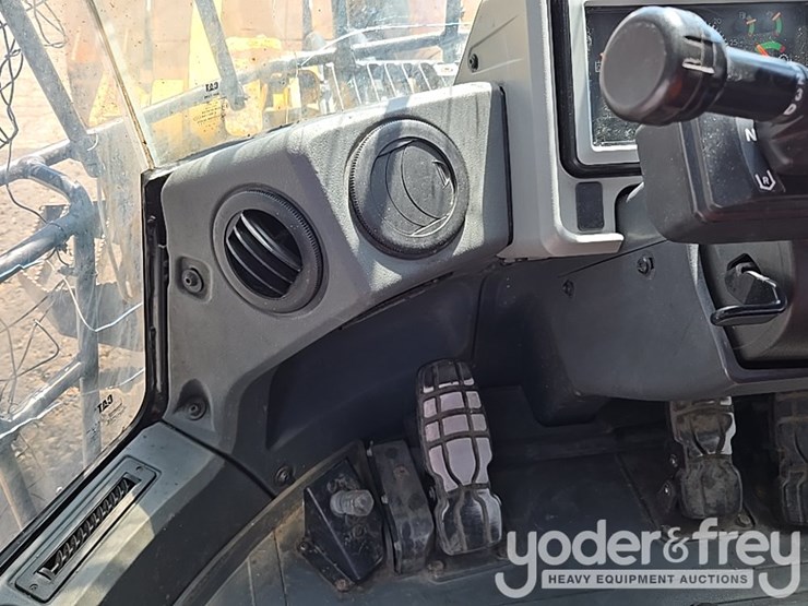 2019-caterpillar-950m-image-41