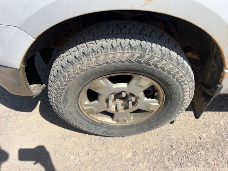 2010-ford-f150-xlt-image-10