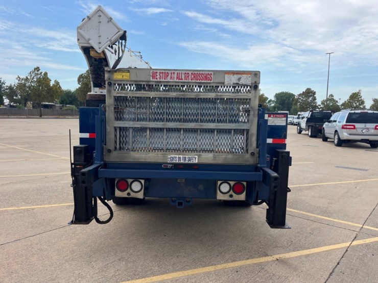2015-ford-f550-image-6