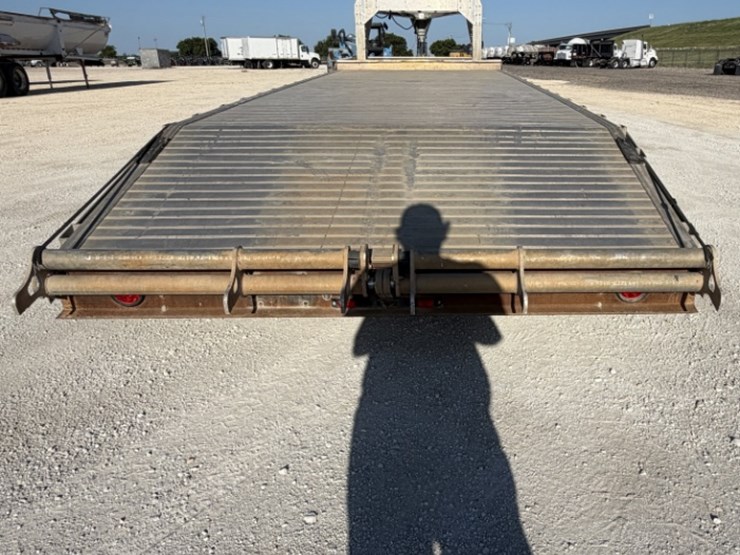 2022-eby-aluminum-gooseneck-trailer-image-6
