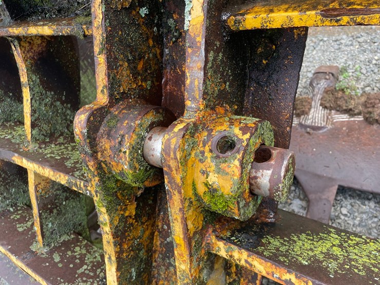 #4515-•-loader-rock-bucket-image-15