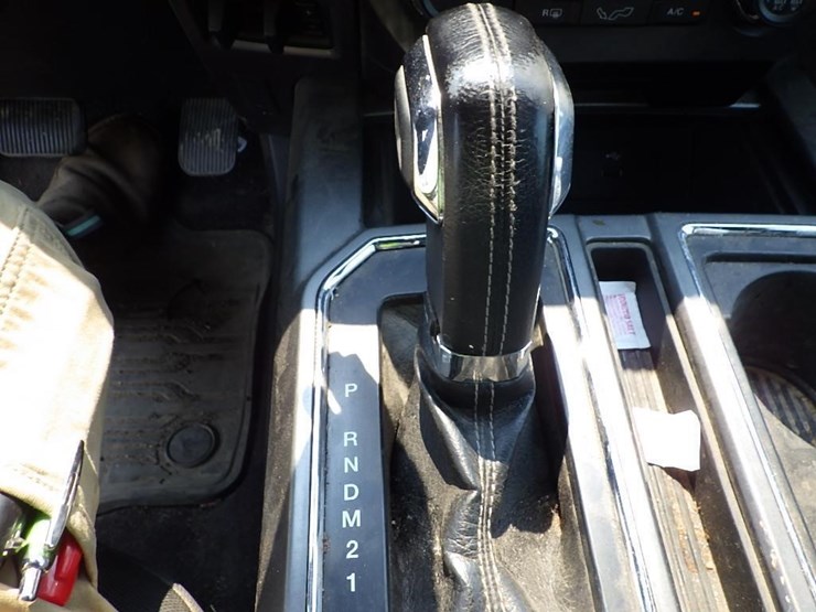 2016-ford-f150-image-31