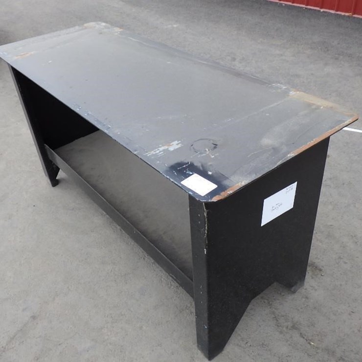 Work Table 65"x24"x32"