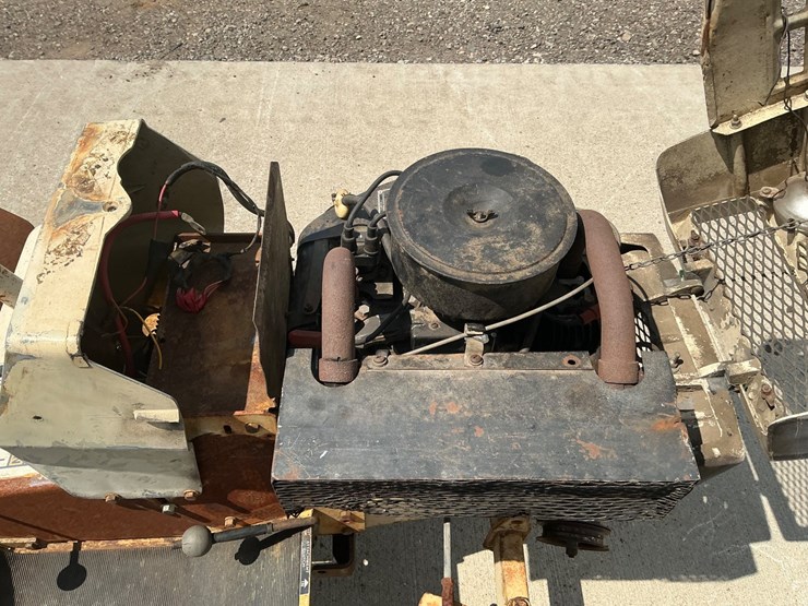 #5552-•-sears-917.25750-vintage-garden-tractor-image-5