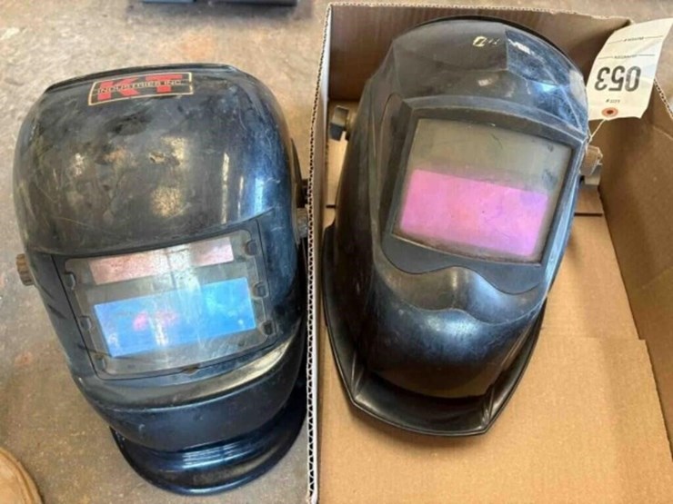 2-welding-helmets-image-2